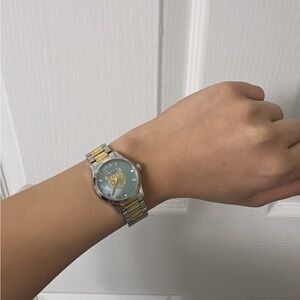 Gucci watch. (Used)